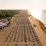 Lejlighed Beachfront With Sea View *